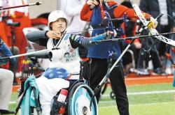 九游网页版-关于意大利选手在射箭比赛中夺得头名的信息