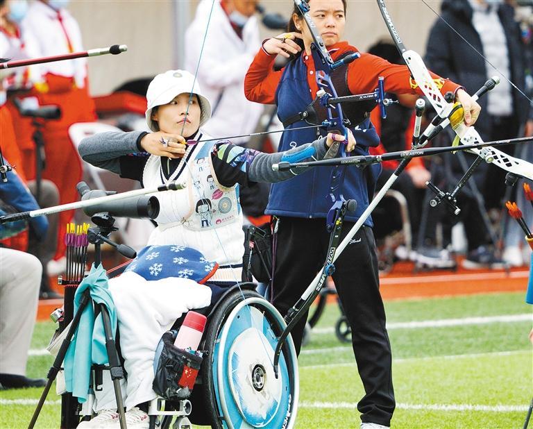 关于意大利选手在射箭比赛中夺得头名的信息